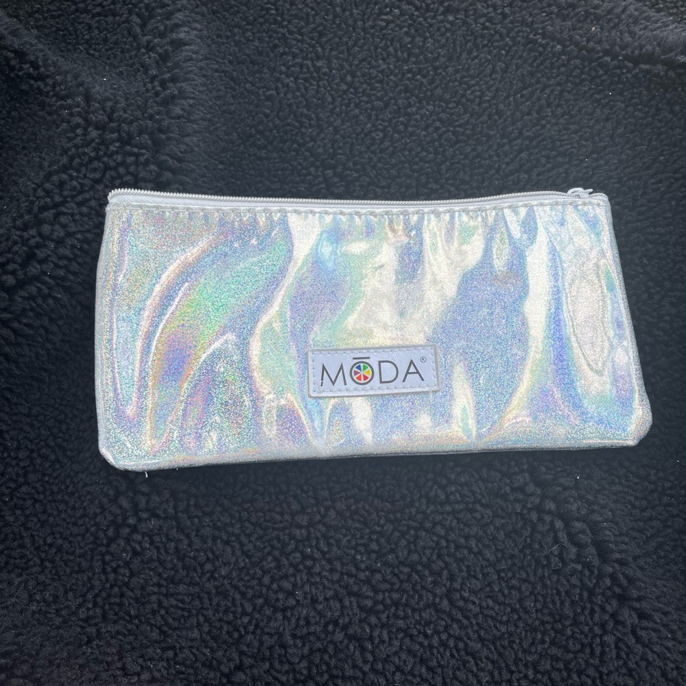 Moda Iridescent Silver Makeup Pouch
